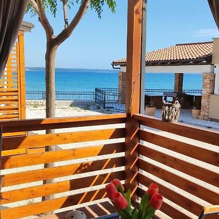 Holiday Home Happiness Privlaka  Exterior foto