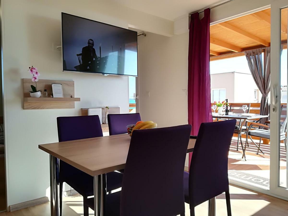 Holiday Home Happiness Privlaka  Exterior foto